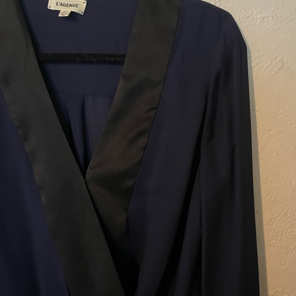 L’AGENCE Kyla Satin Silk  Trim Draped Blouse - Picture 4 of 12